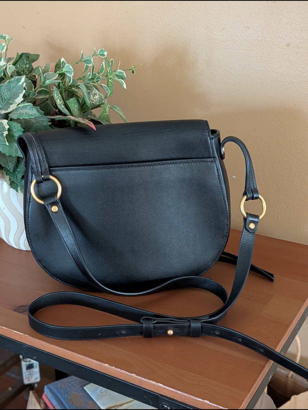 Tory Burch Black Leather Fleming Saddle Crossbody - Picture 2 of 6